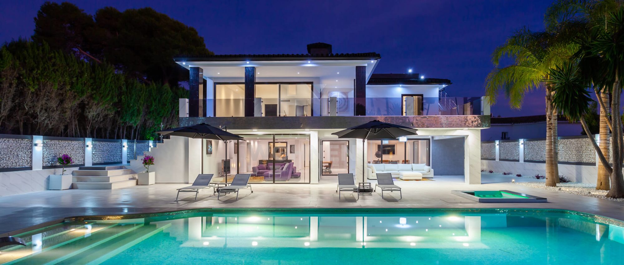 Luxury Beachside Modern Villa in Los Monteros – Marbella
