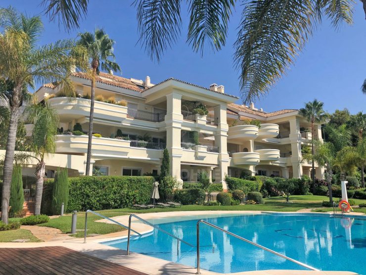 Luxus-Wohnung mit Meerblick in Marbella Goldene Meile