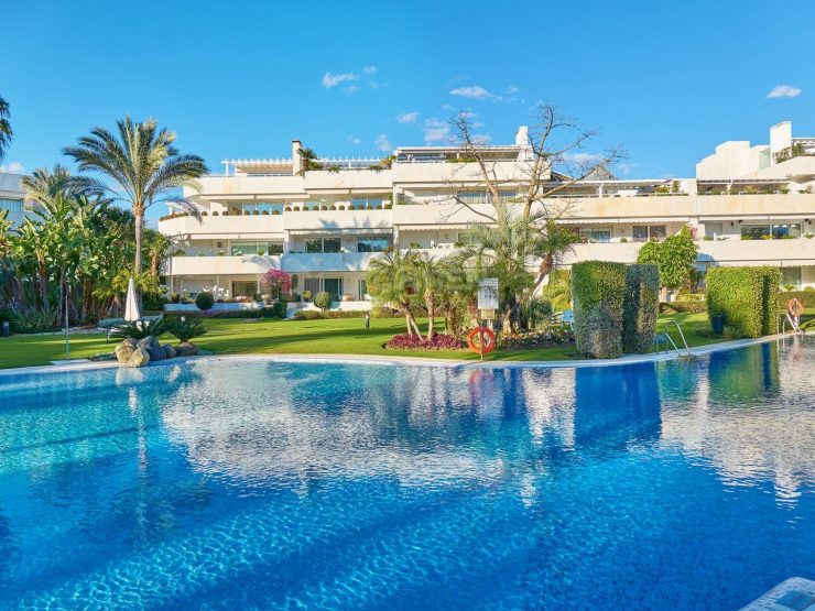 Luxury Apartment in Los Granados Golf Nueva Andalucia