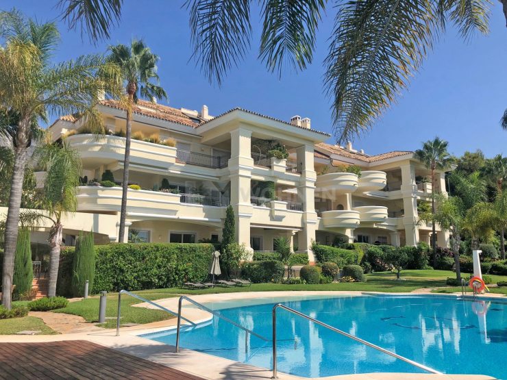 Luxury apartment for sale in Alto Reales Marbella