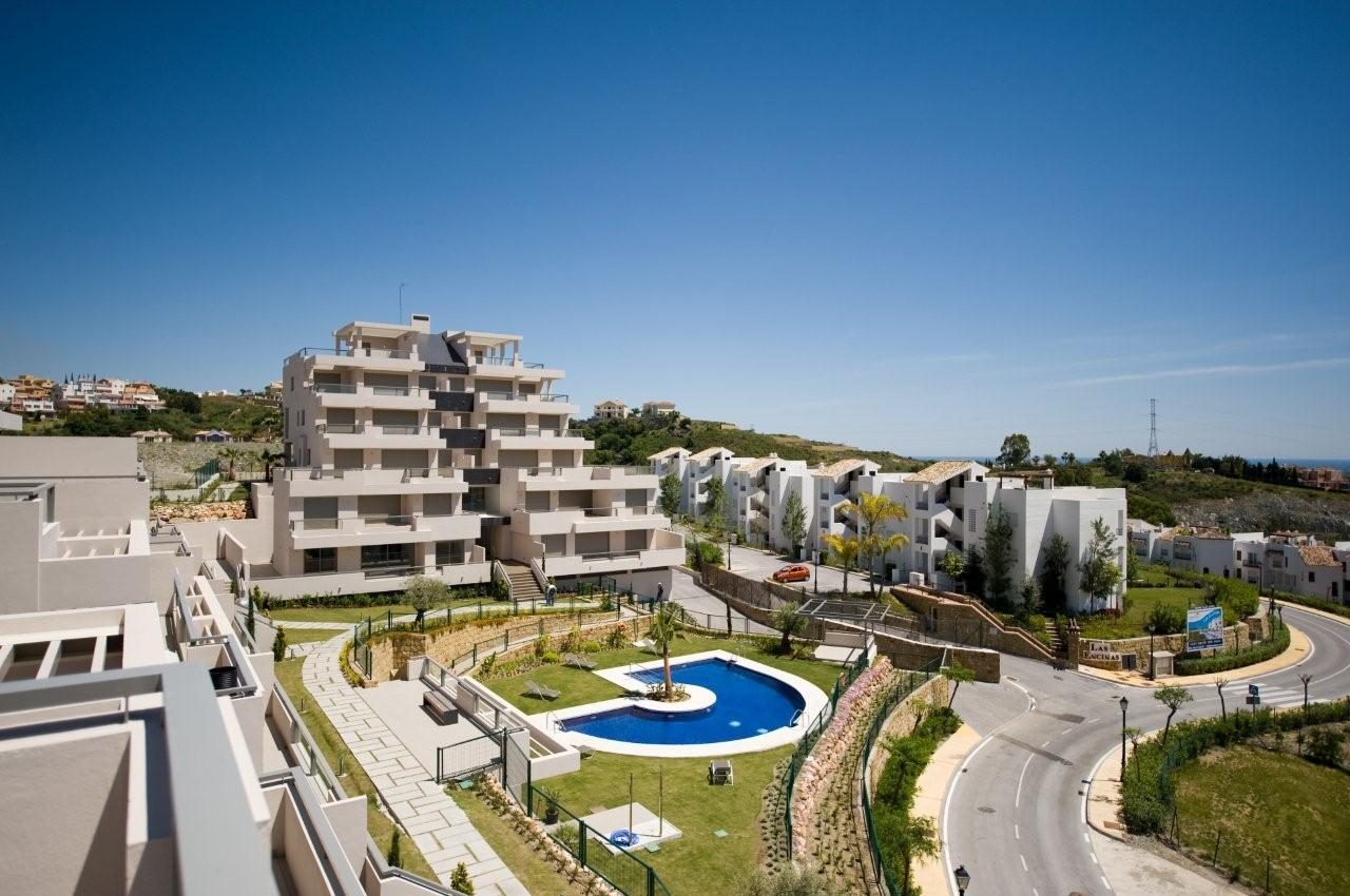 Stunning and modern apartment in the Arrayanes Golf – Benahavis