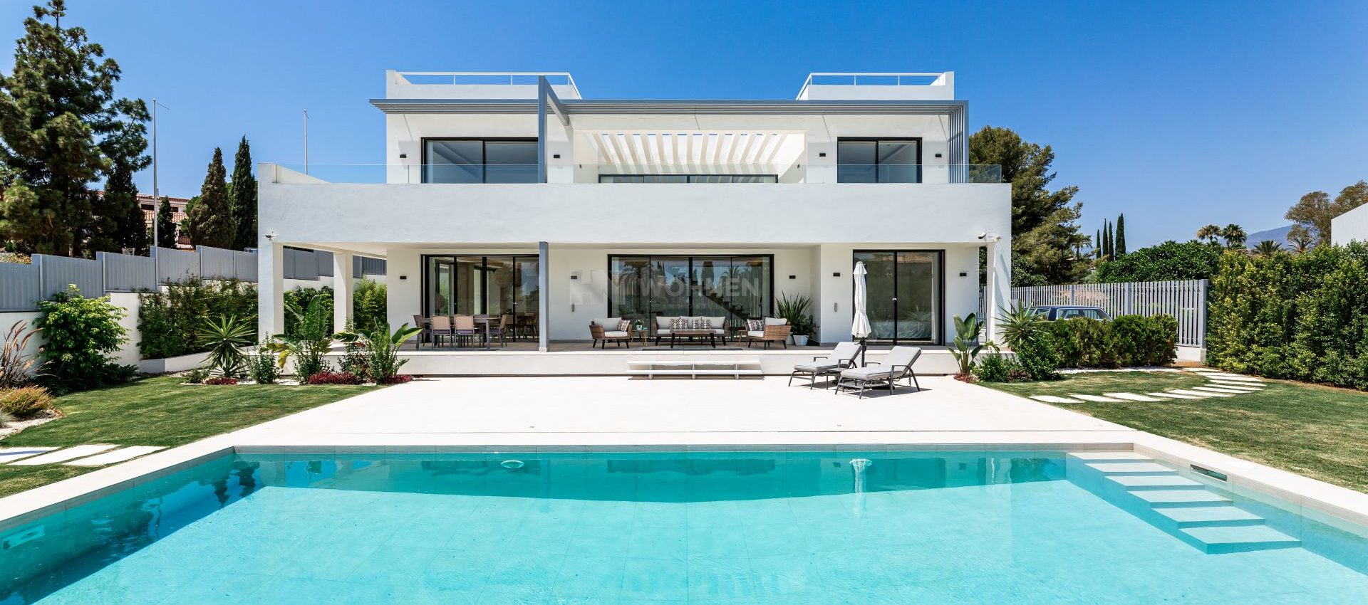 Atemberaubende neue Villa in Las Lomas de Marbella an der Goldenen Meile