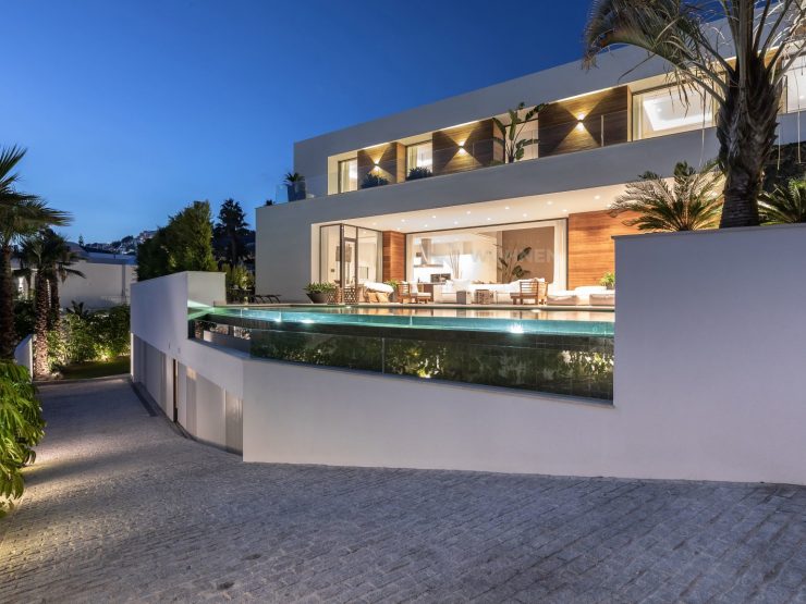 Villa moderna en el resort La Quinta Golf & Country Club – Marbella
