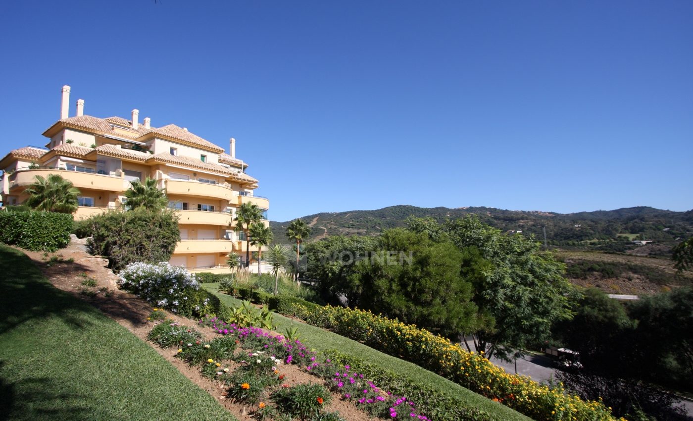 Prächtige Maisonette-Penthouse Wohnung in Elviria Hills – Marbella