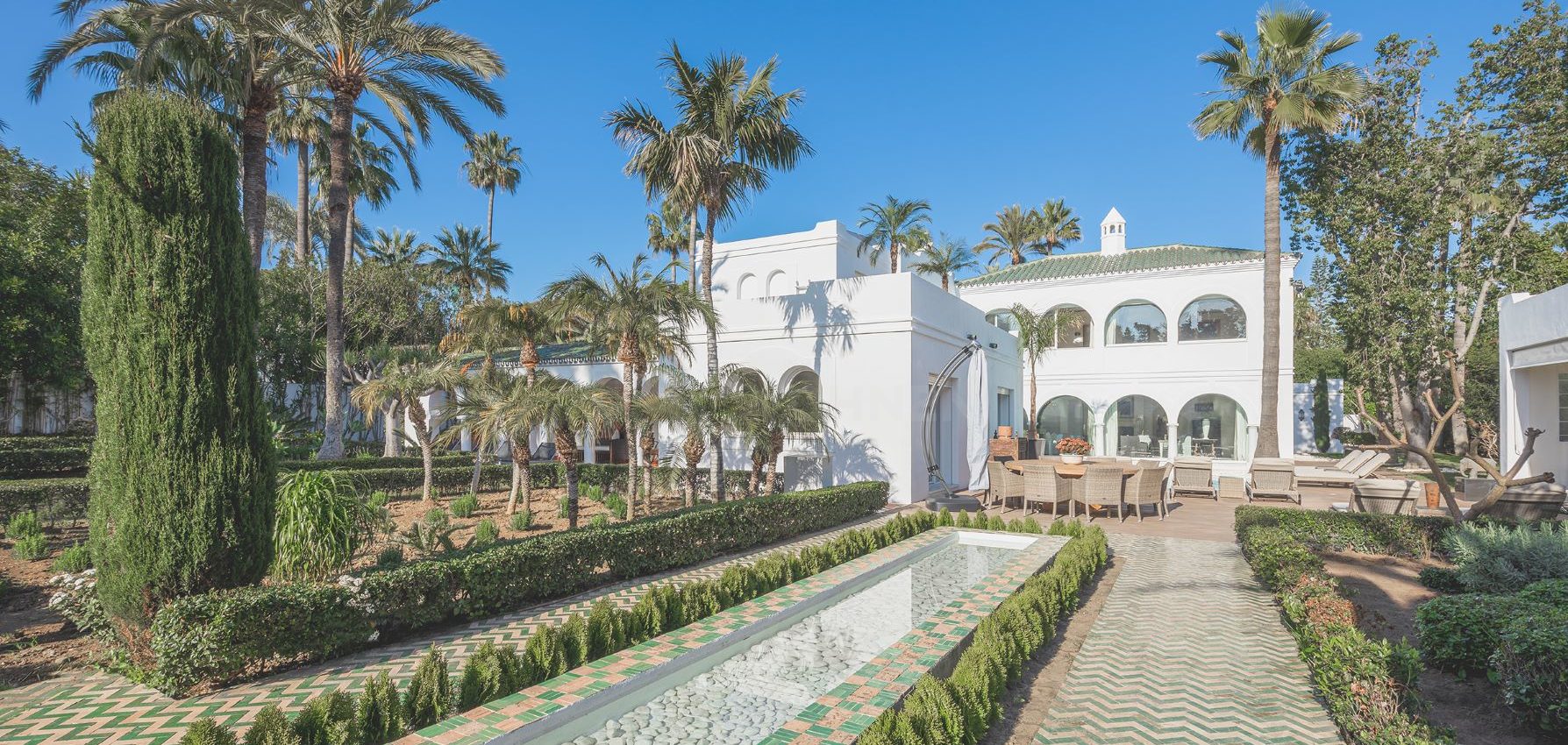Exquisite Andalusian – Moorish-inspired luxury villa