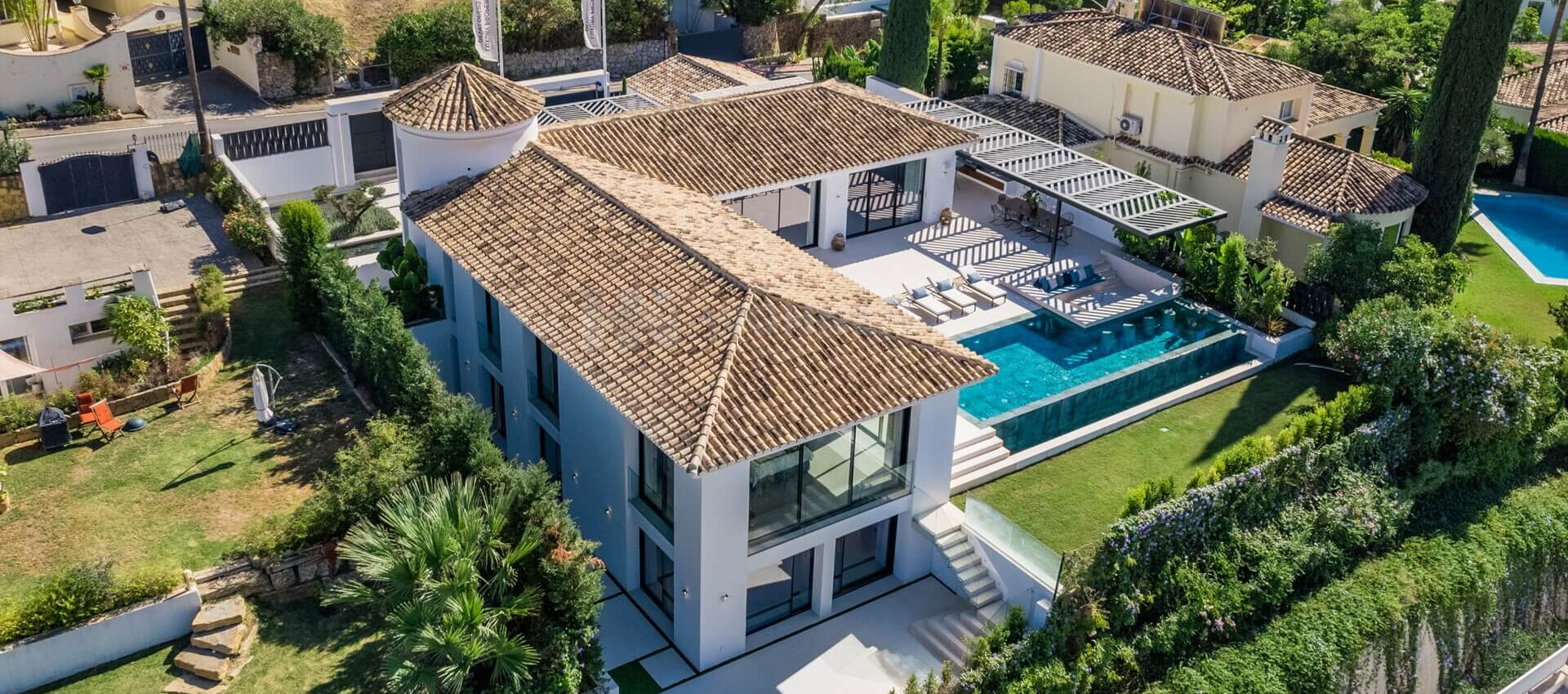 Stylish residence in Los Naranjos Golf – Marbella
