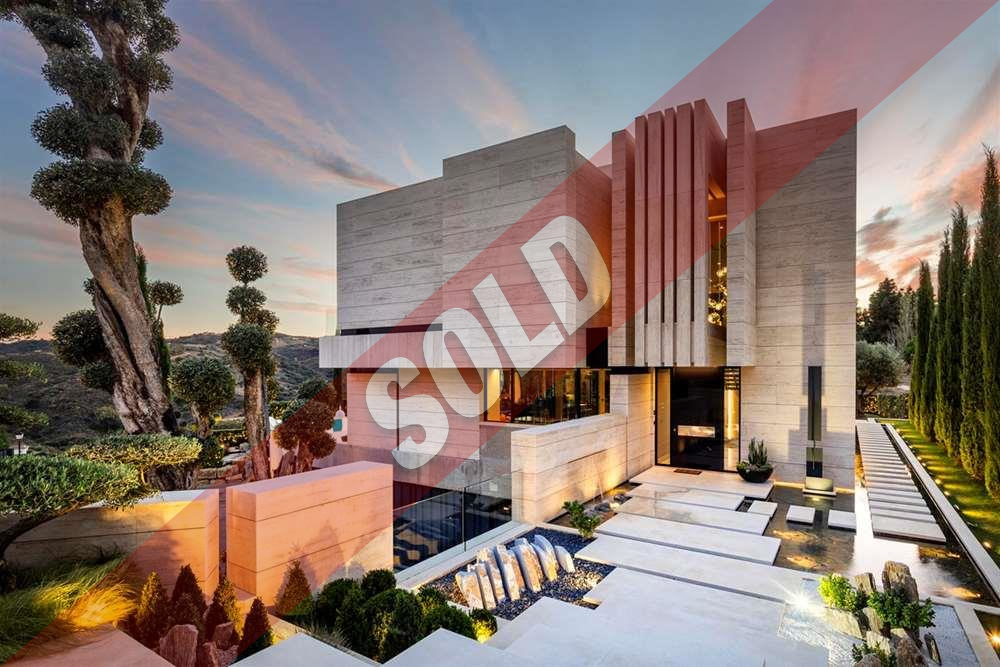 Designer villa for sale in La Cala Golf Resort, Mijas Costa