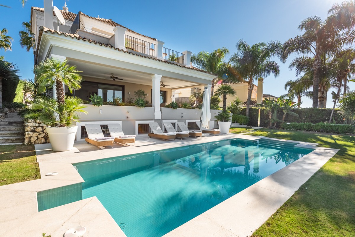 Mediterranean family villa in the heart of the Golf Valley – Marbella