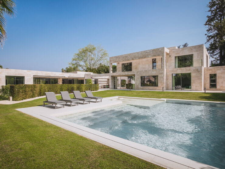 Villa contemporánea de exquisito diseño construida en Sotogrande