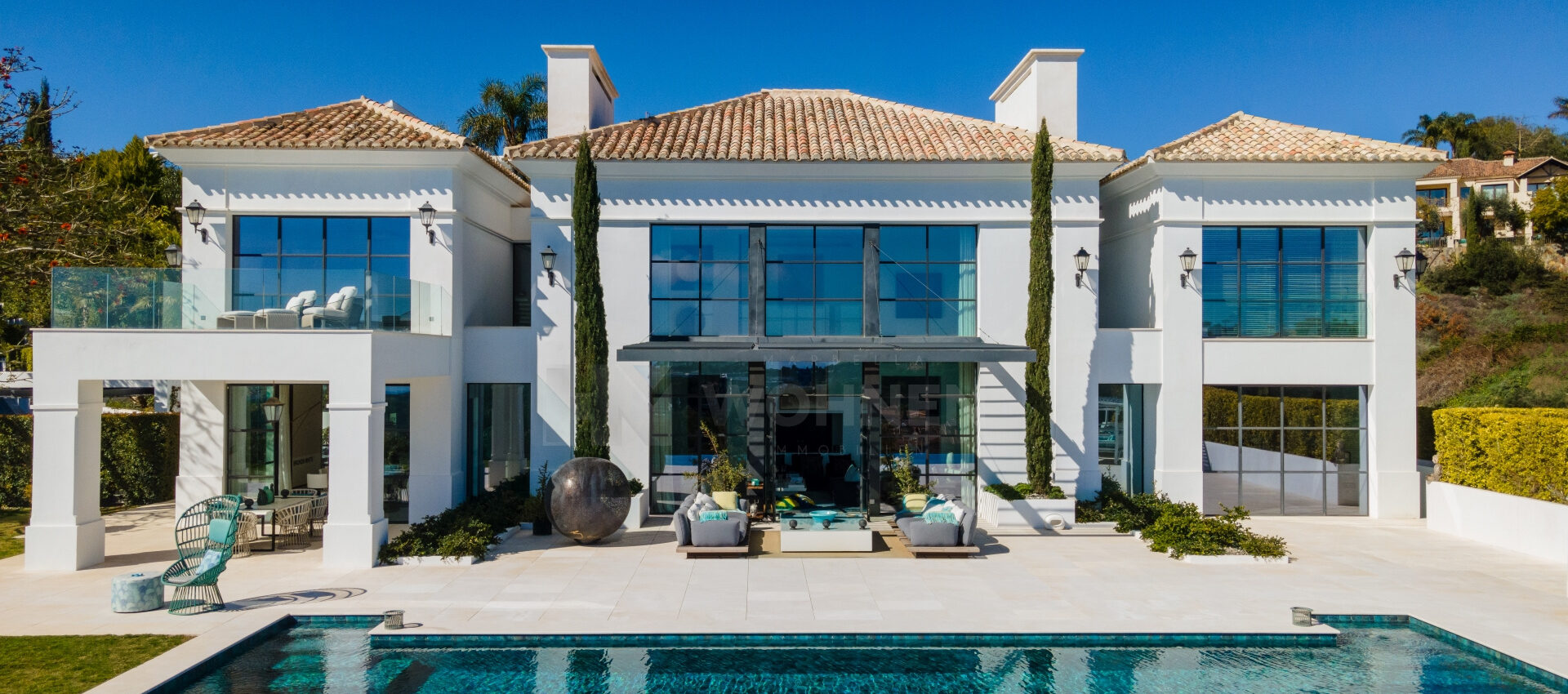 Hochmoderne Villa in Los Flamingos mit herrlichem Meerblick