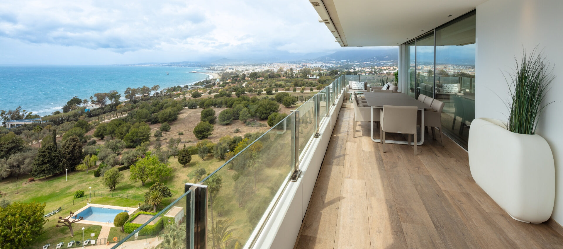 Un impresionante apartamento en Torre Real Tower Marbella