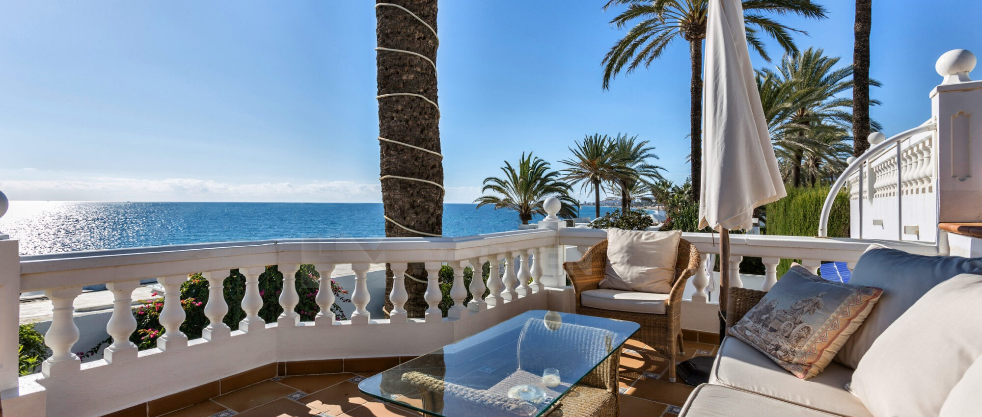Frontline Beach Townhouse in Marbella with Amazing Sea Views