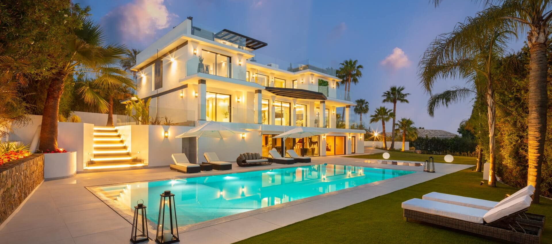 Spectacular designer villa in a privileged area on the Golden Mile Marbella