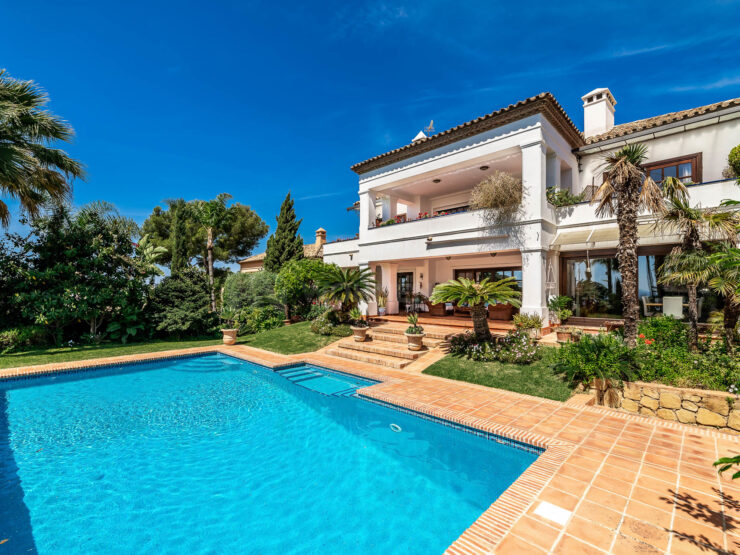 Exclusiva Villa con las mejores vistas al mar en Altos Reales Marbella