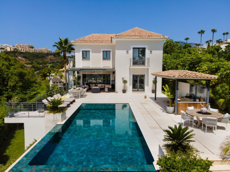 Spektakuläre Villa mit Panoramablick auf die Küste von Marbella