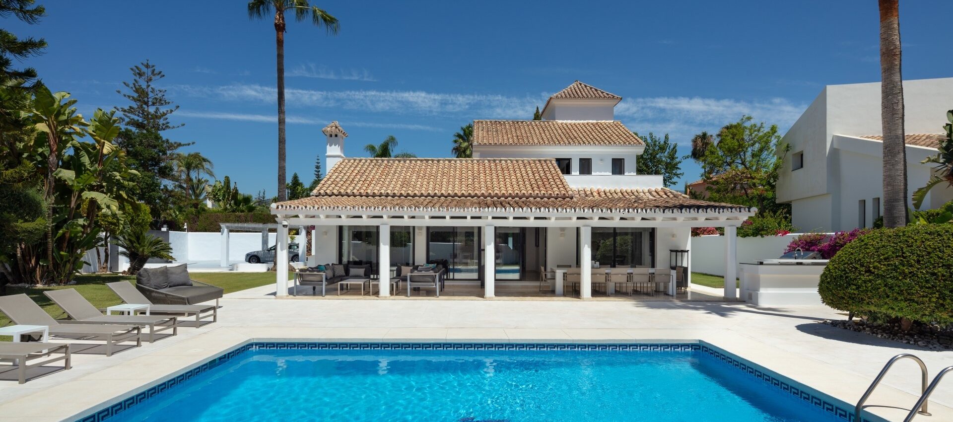 Fantastic investment opportunity in the heart of the Golf Valley of Marbella