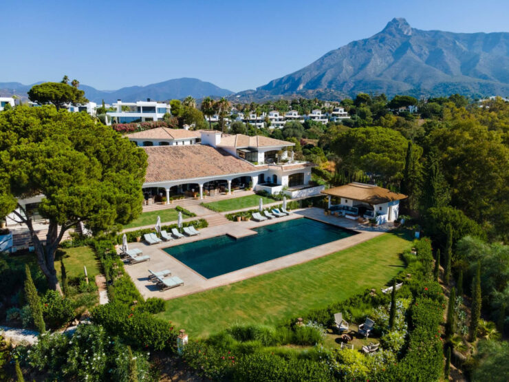 Luxury villa with breathtaking panoramic views of the Mediterranean Sea