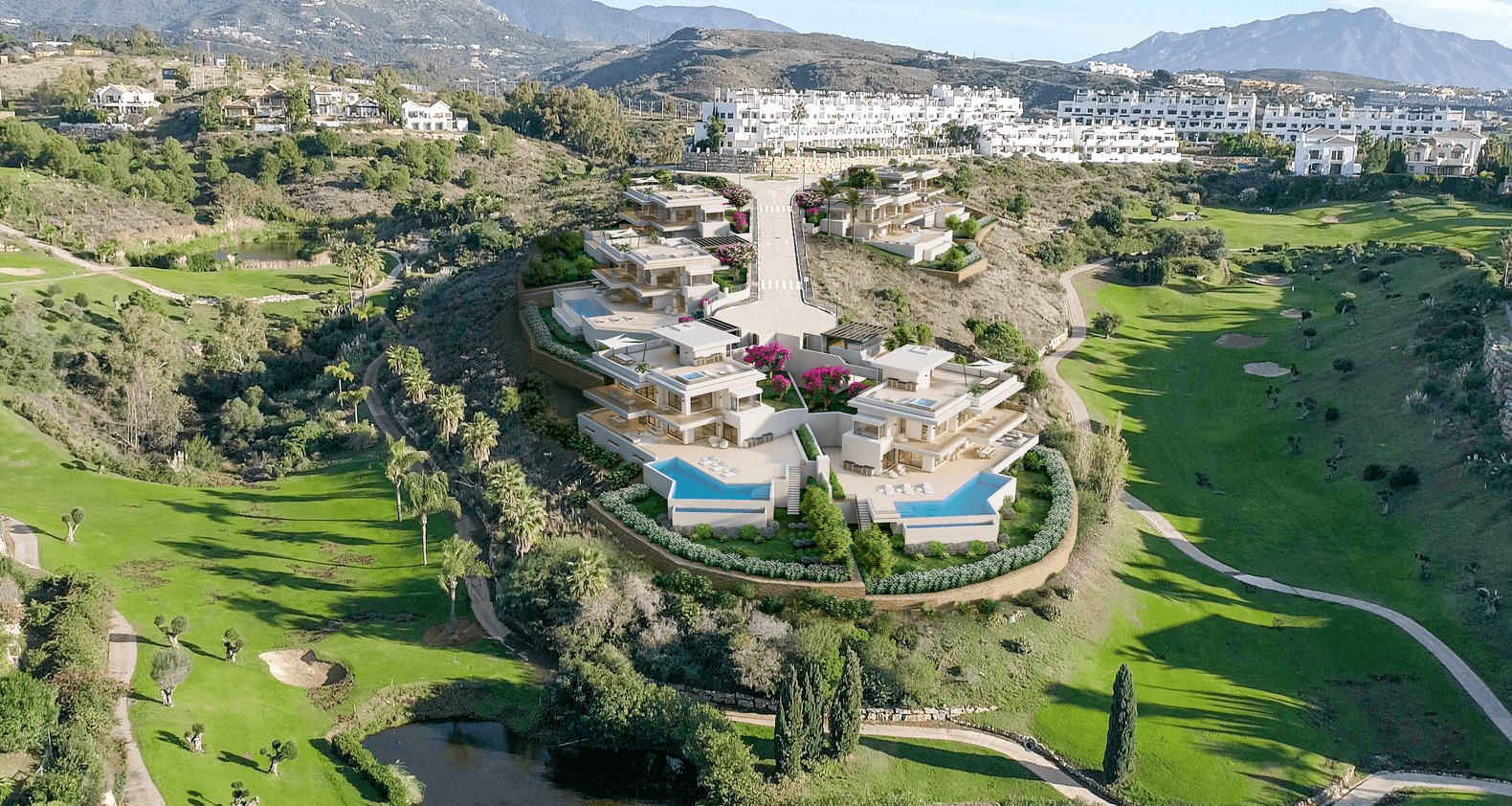 Golf-front villas with stunning panoramic sea and mountain views