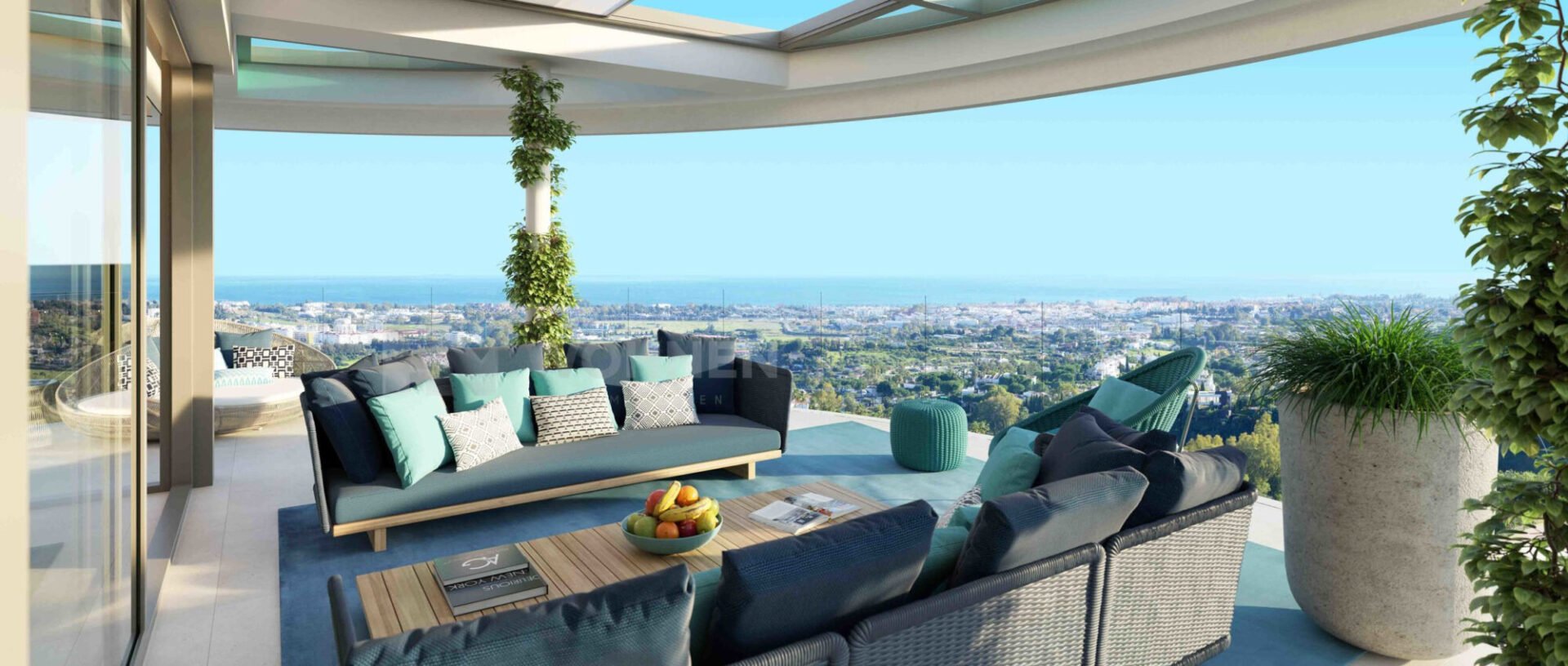 Apartment with stunning panoramic sea views