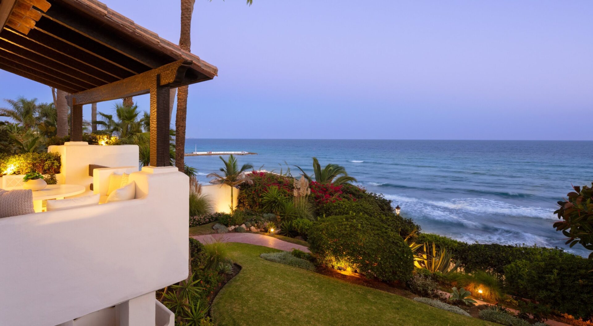 Stunning frontline beach luxury duplex apartment with breathtaking panoramic sea views