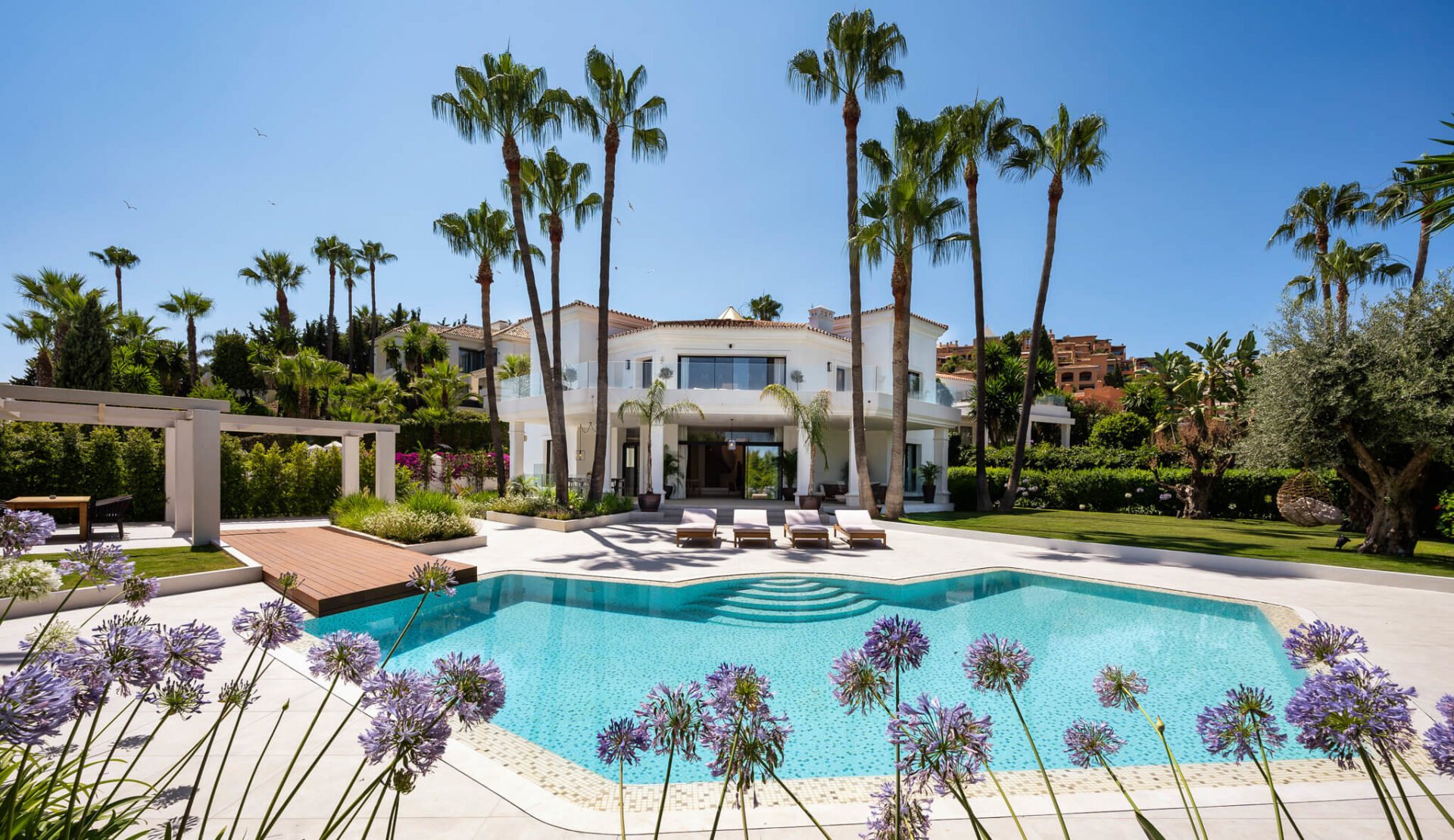 Luxury Villa in La Cerquilla in the heart of Nueva Andalucia