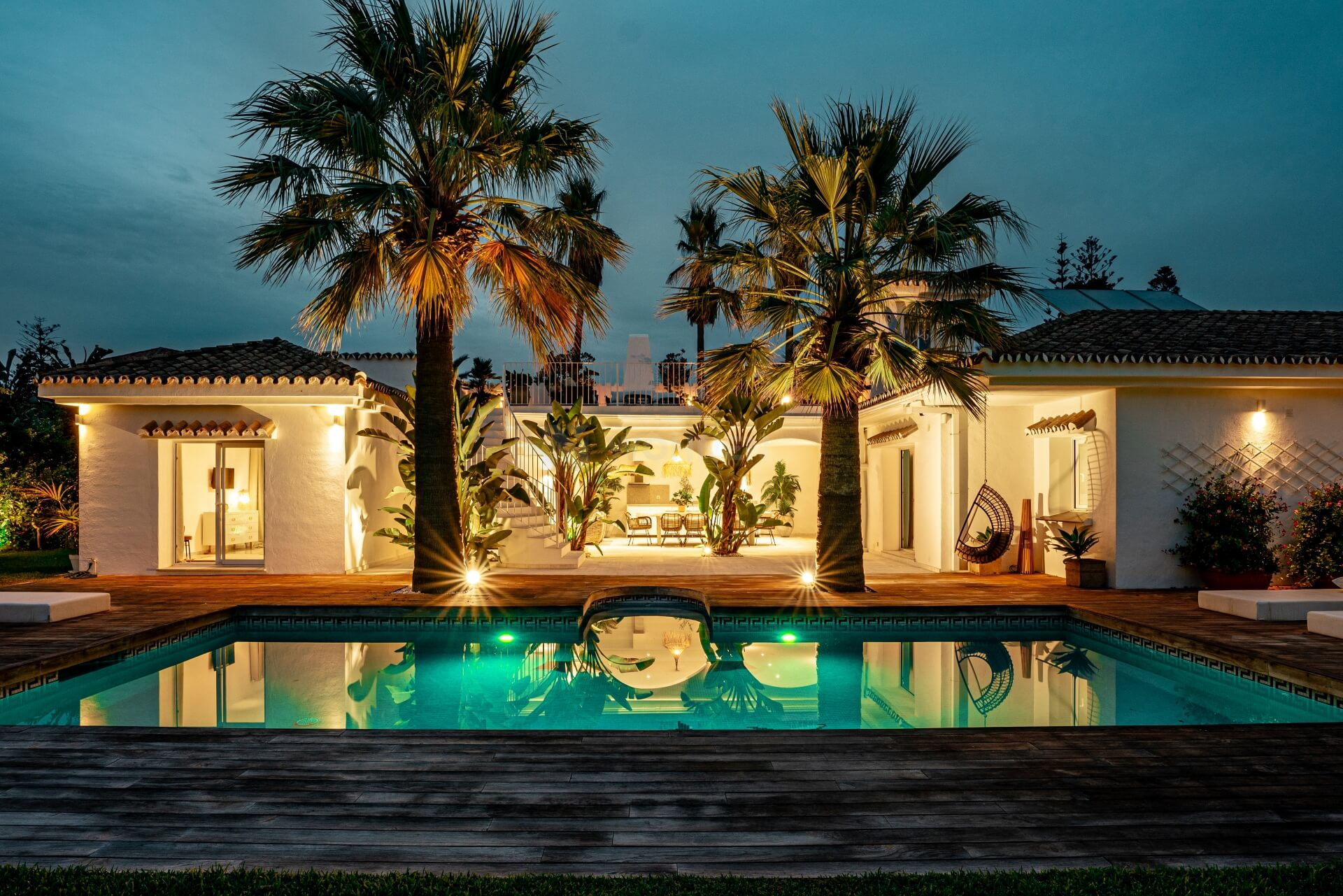 Spectacular family villa for beachside living