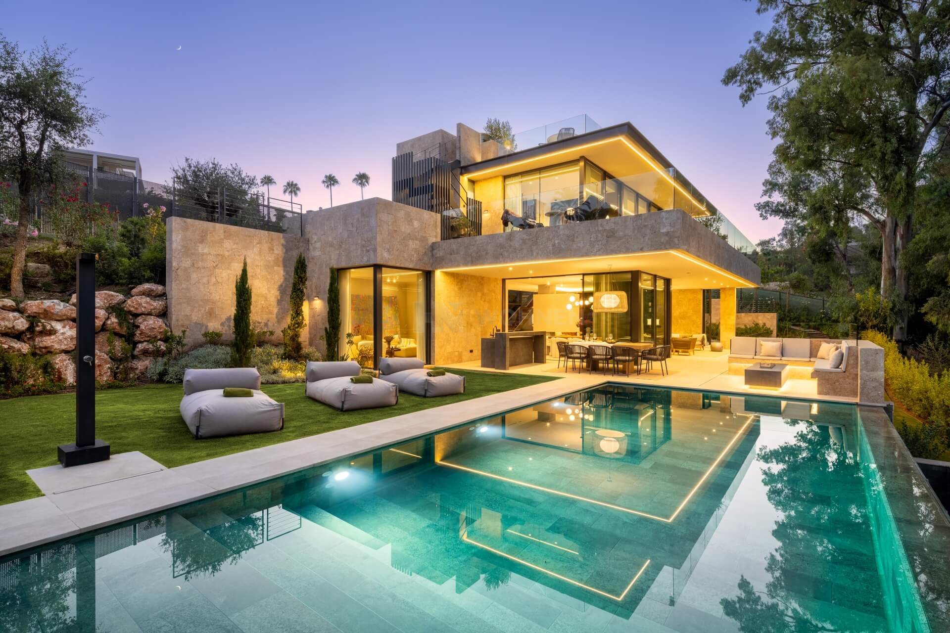 Atemberaubende zeitgenössische Luxusvilla in Marbella