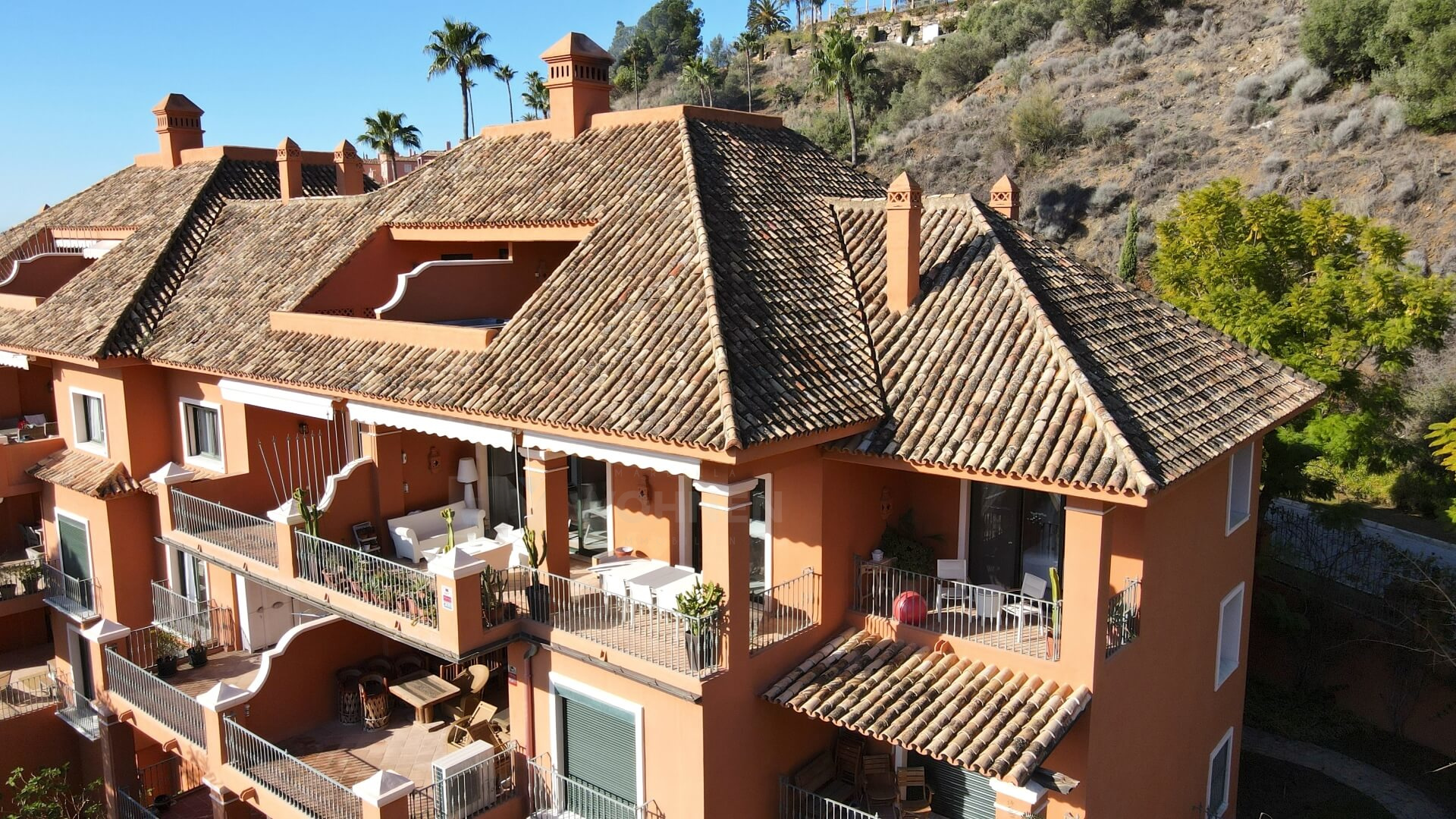 Ático dúplex en Monte Halcones con fantásticas vistas al mar