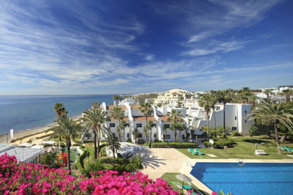 REAL ESTATES – It is a good time to buy a second home on the beach – Marbella