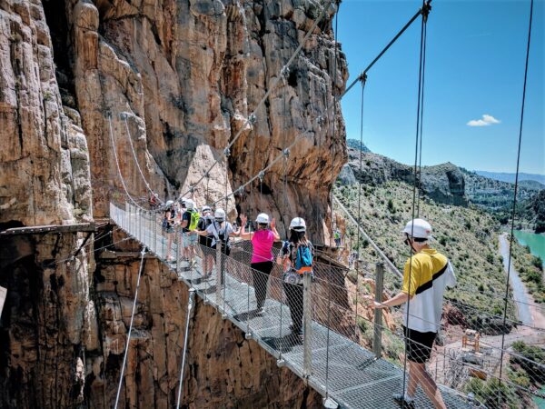 (English) LIFESTYLE – THE KING’S PATH – Caminito del Rey – A via ferrata with impressive walkways – Malaga