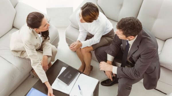 (English) REAL ESTATE – MARBELLA – When should I hire the services of a personal real estate agent in Spain?