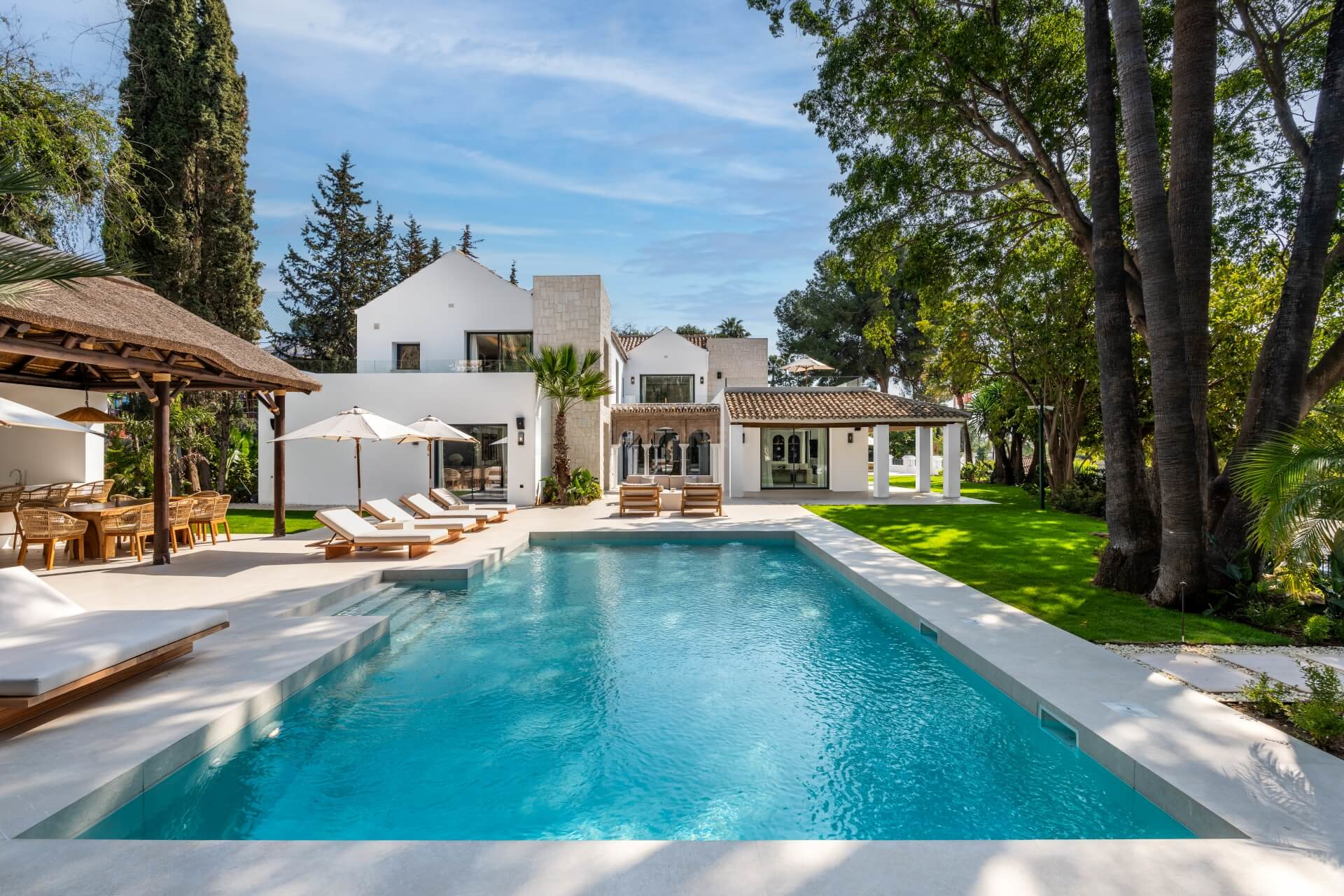 Moderna villa de lujo en Las Brisas Golf Nueva Andalucía, Marbella