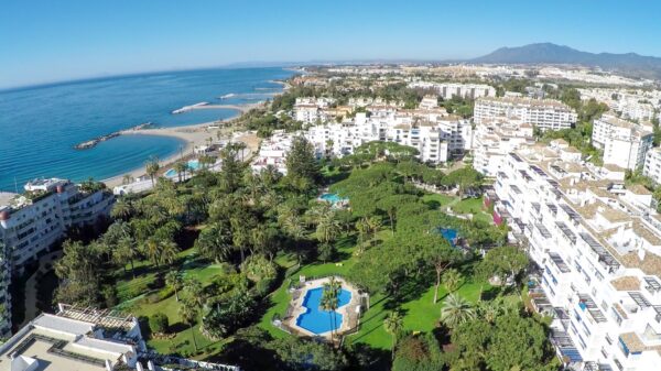 (English) REAL ESTATE – Owning property in Marbella