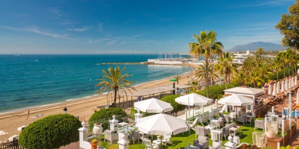 (English) MARBELLA – The Costa del Sol maintains its tourism results in the first seven months