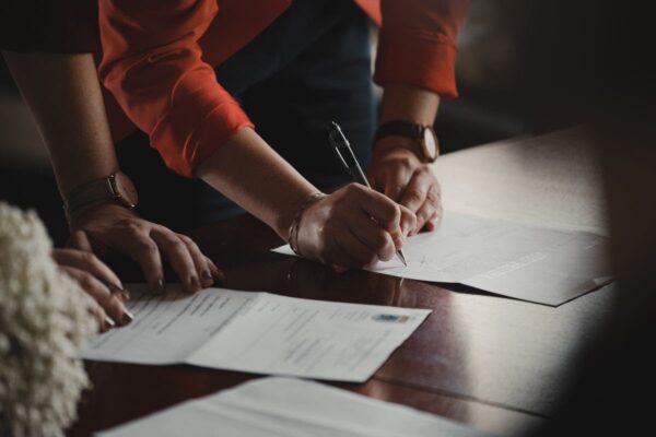 (English) REAL ESTATE – MARBELLA WOHNEN – Is it possible to terminate the reservation contract for a home in Spain?