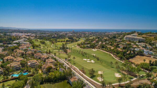(English) LIFESTYLE – MARBELLA – GOLF – Live your dream with a property in the Golf Valley of Marbella!
