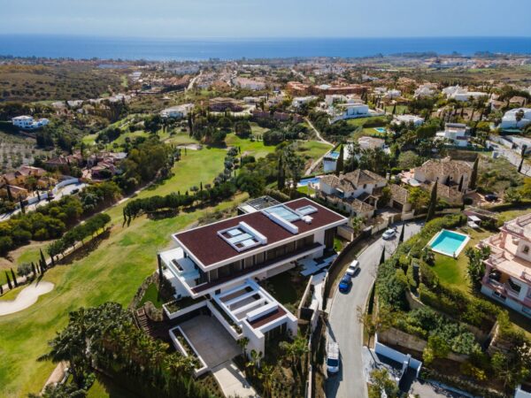 (English) REAL ESTATE – MARBELLA WOHNEN – LIFESTYLE – Only the rich continue to buy homes in Marbella